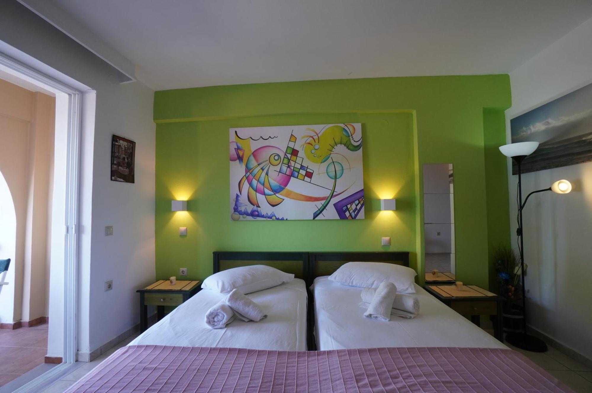 Seafront Spirit Apartments Zakynthos Town Phòng bức ảnh