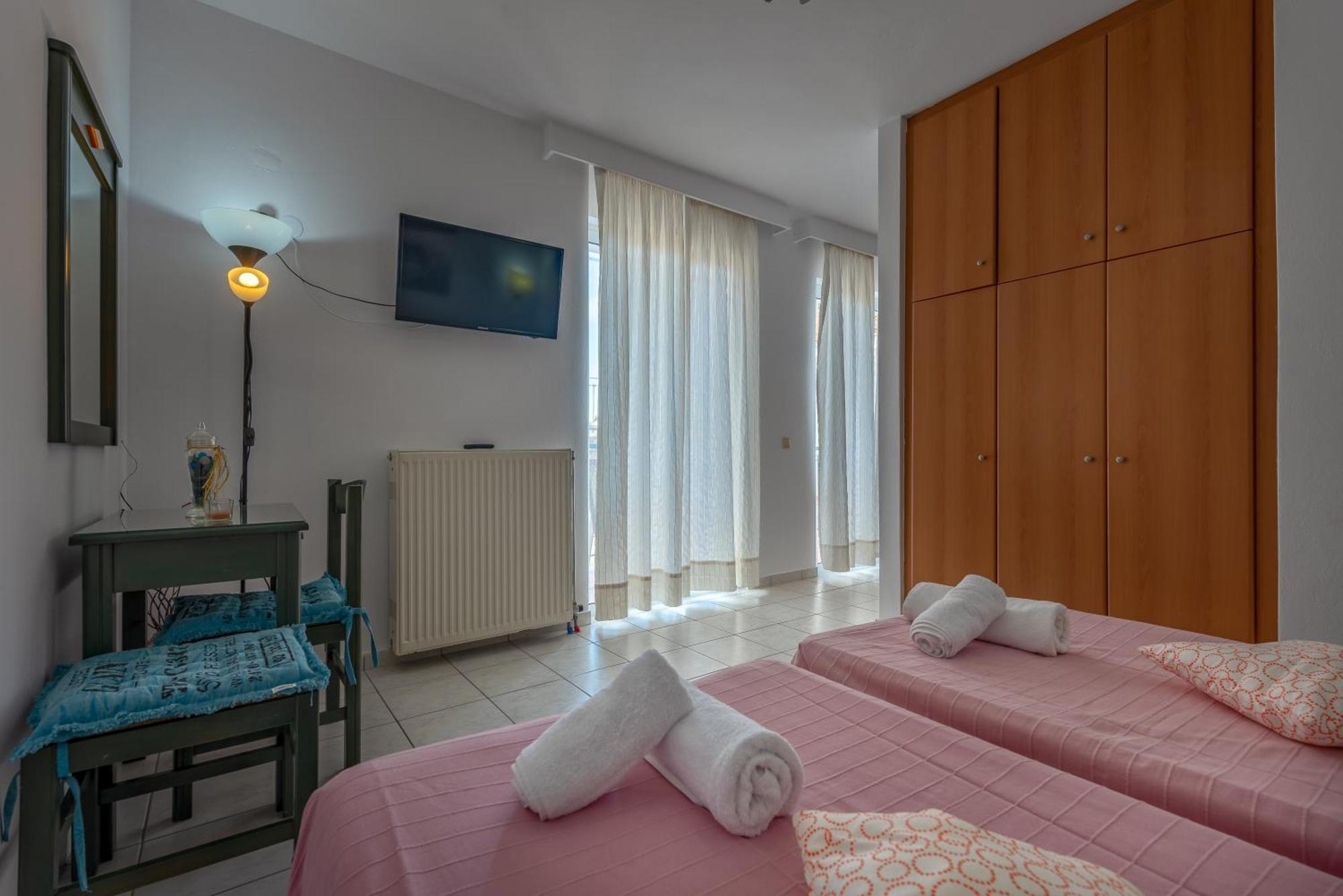 Seafront Spirit Apartments Zakynthos Town Phòng bức ảnh