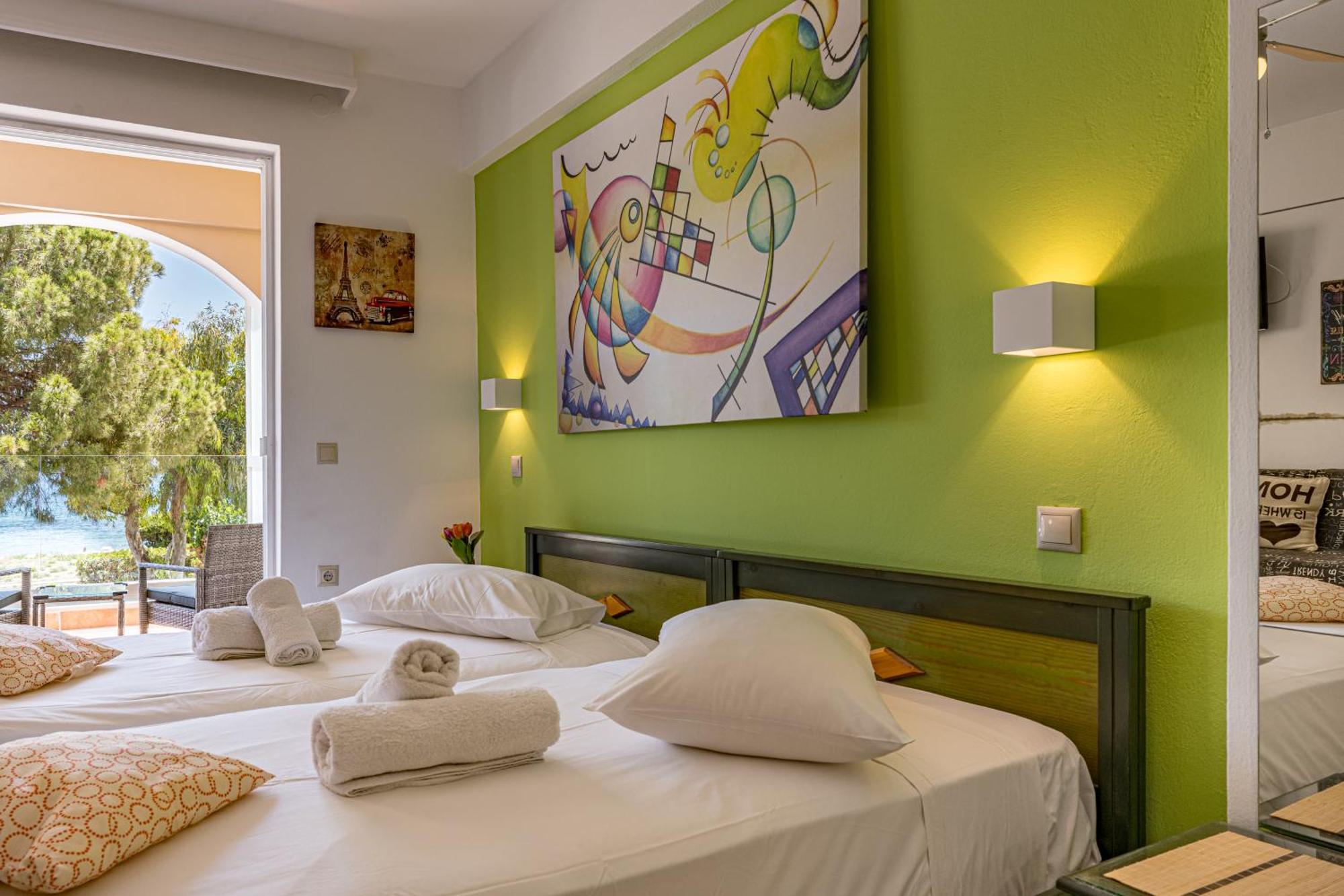 Seafront Spirit Apartments Zakynthos Town Phòng bức ảnh