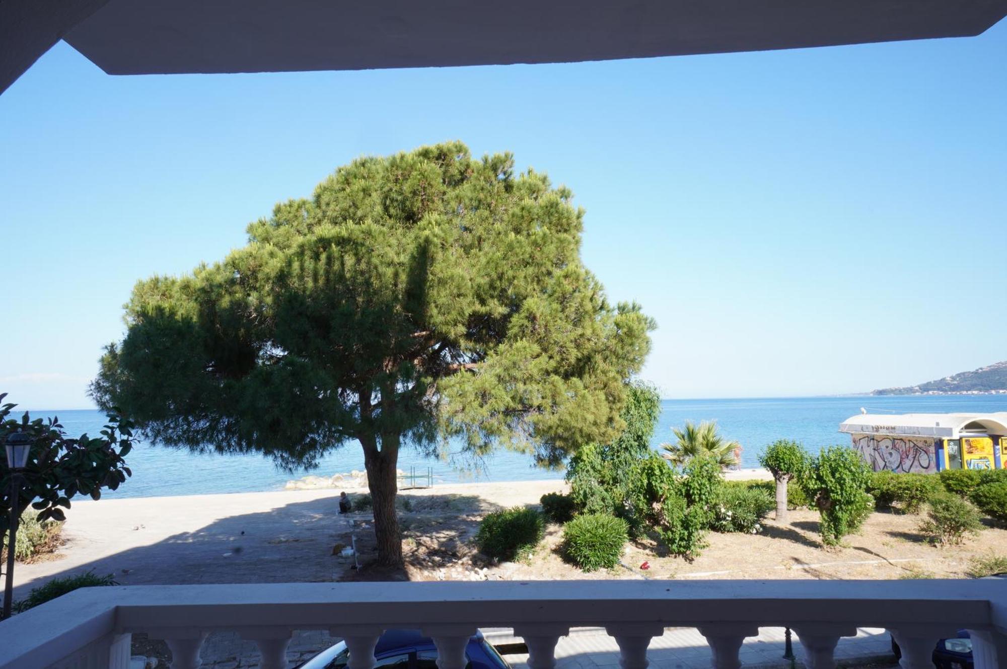Seafront Spirit Apartments Zakynthos Town Phòng bức ảnh