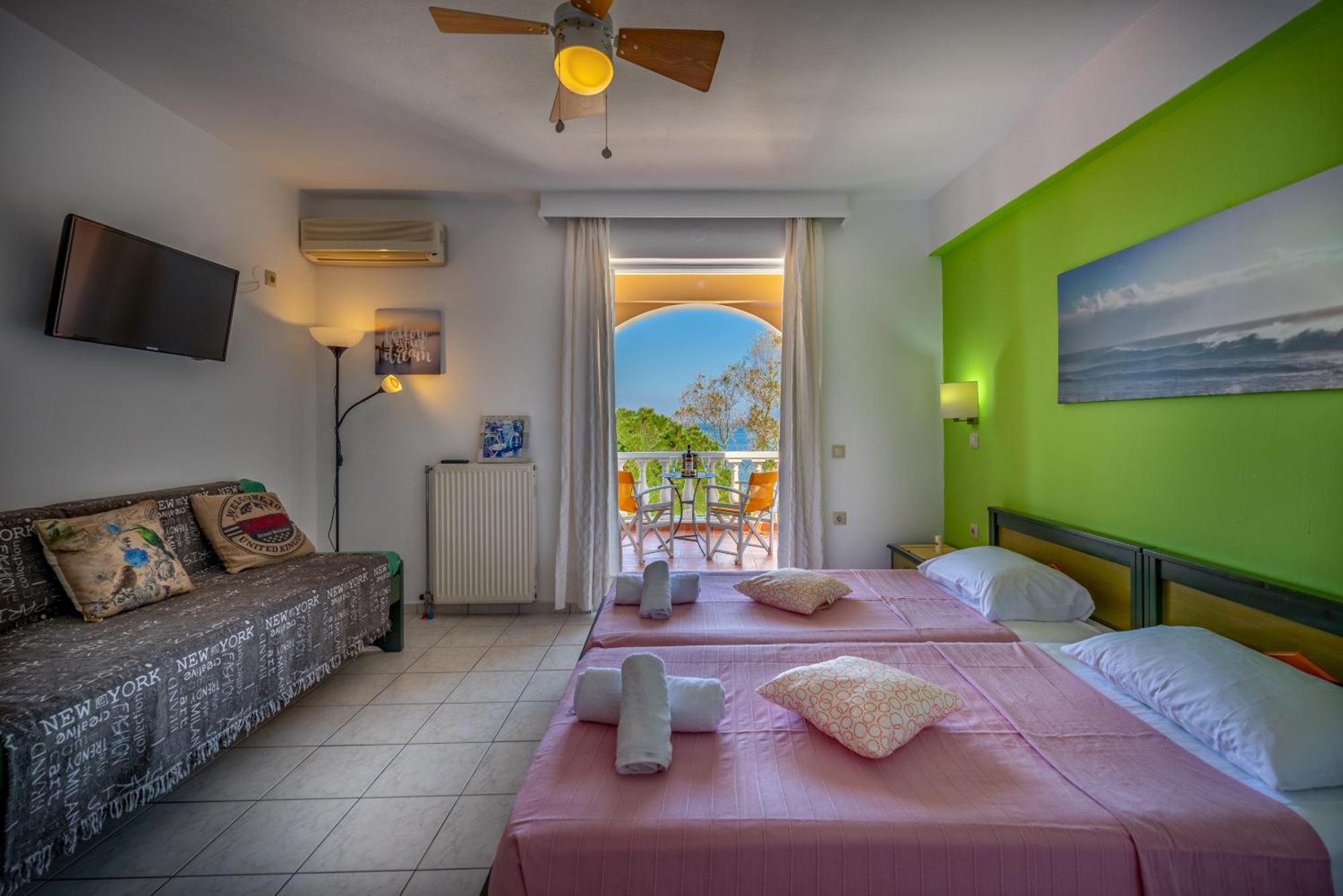 Seafront Spirit Apartments Zakynthos Town Ngoại thất bức ảnh