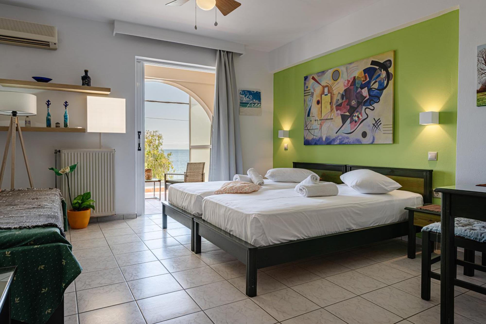 Seafront Spirit Apartments Zakynthos Town Phòng bức ảnh