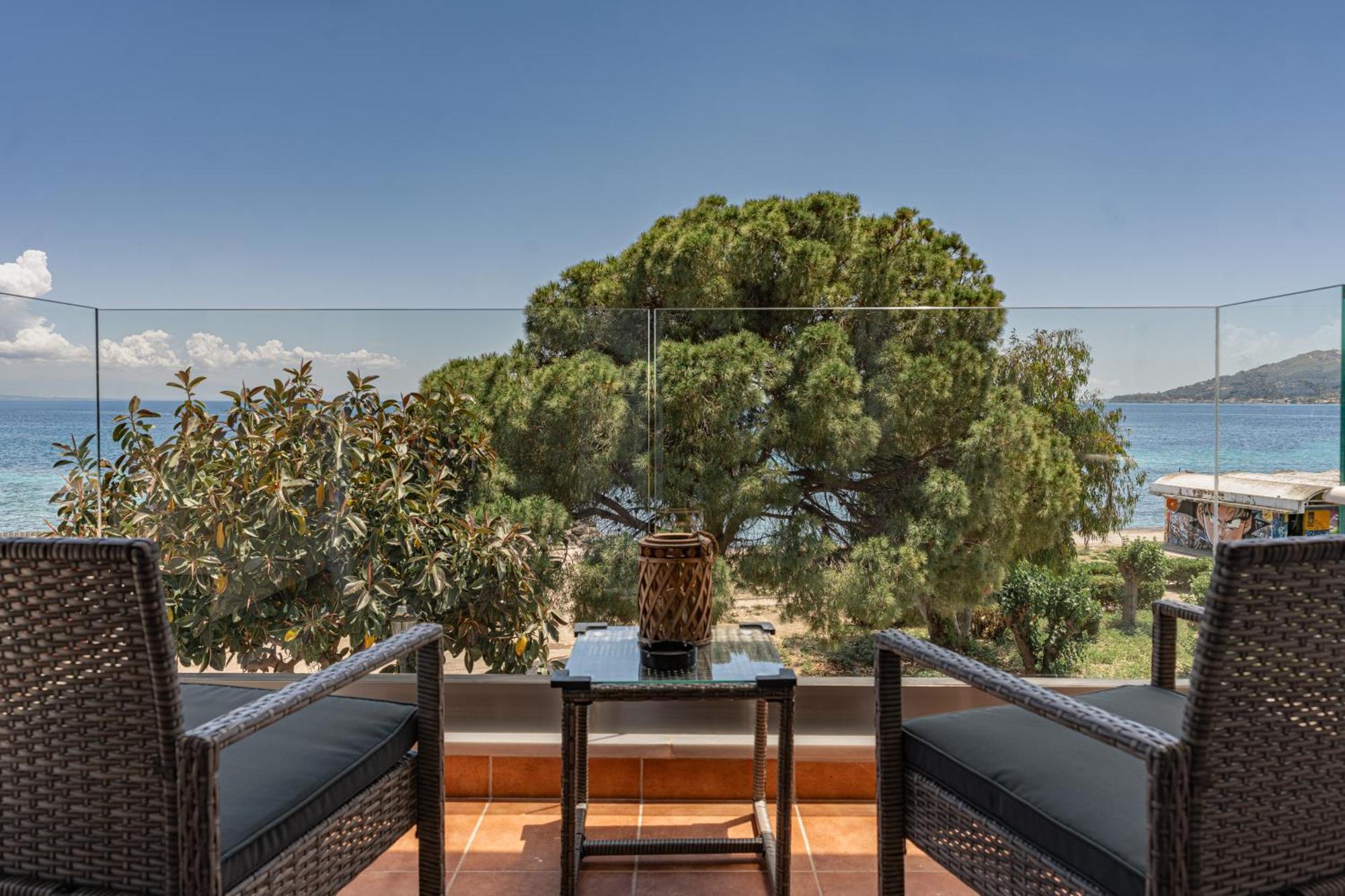Seafront Spirit Apartments Zakynthos Town Phòng bức ảnh